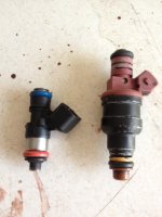 Corvette LS Fuel Injectors 42 and 28.JPG