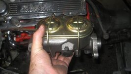 114_master_cylinder.jpg