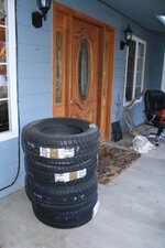 033_tires.jpg