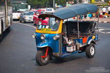 Bangkok-tuk-tuk-12447.jpg