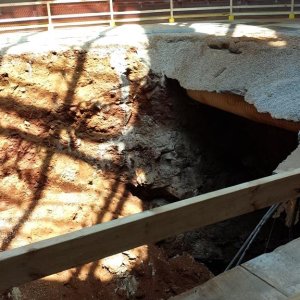 sinkhole 3.jpg