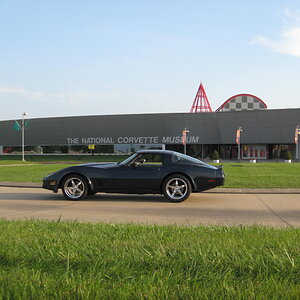 Car at Museum 029.jpg