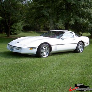 90  Corvette 004 (Small).jpg