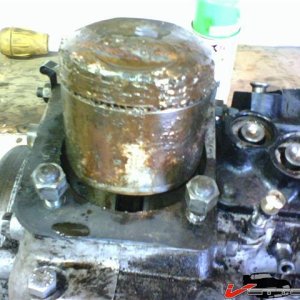 old piston.jpg