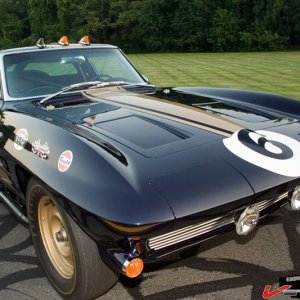 6_1963_corvette-by-don-sachs.jpg